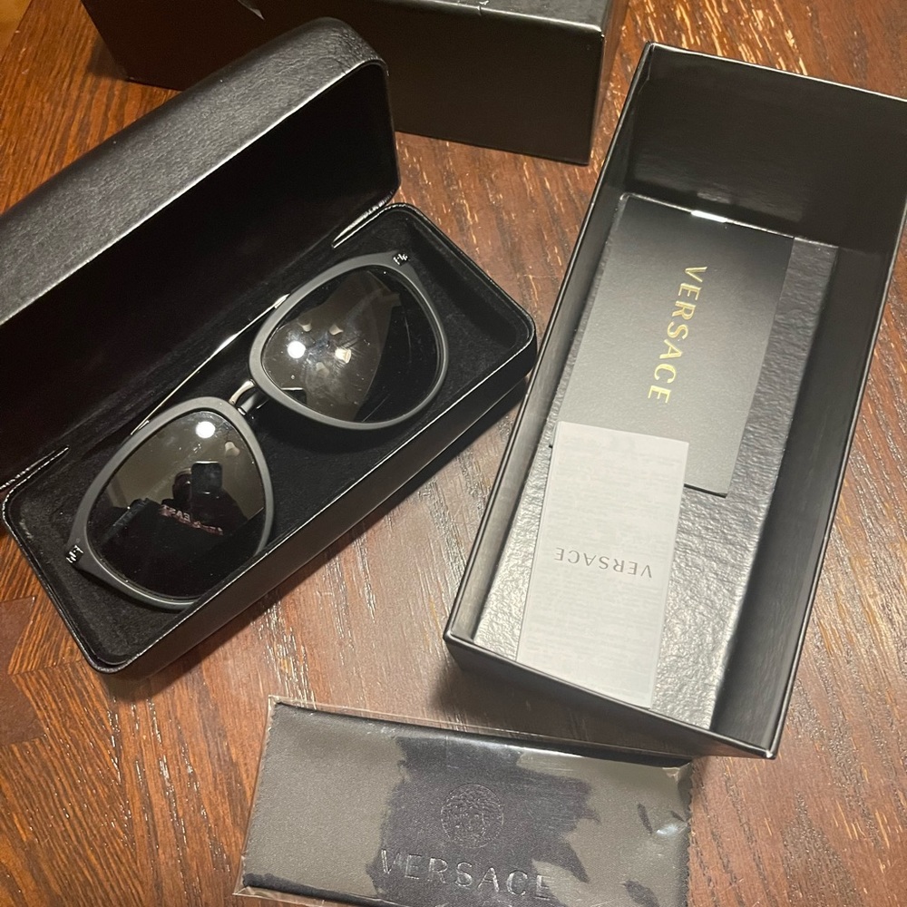 I’m selling some Versace Sunglasses!!!